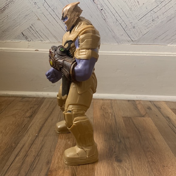 THANOS  Endgame Titan Hero THANOS  Talking Marvel Avengers - Picture 6 of 11